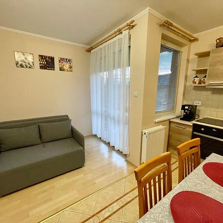 Marta Apartman Hajduszoboszlo Exterior photo